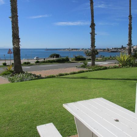 Point Village Accommodation - Santos 7 Mossel Bay Exterior foto
